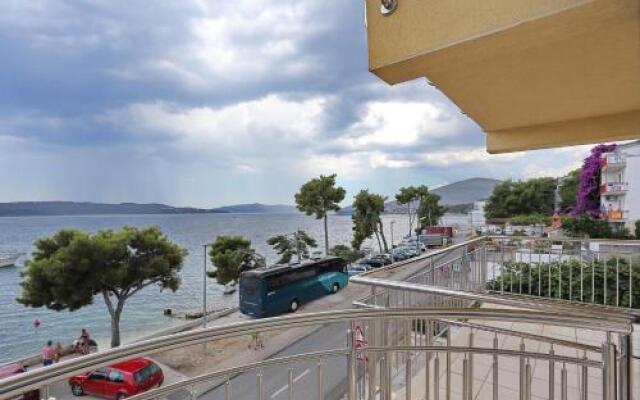 Apartments Dado Trogir