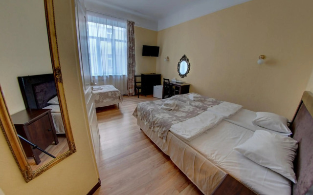 Viktorija Hotel