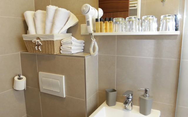 Hotel Logavina 8