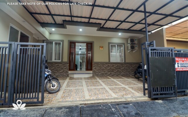 ZEN Rooms Near Stasiun Sudirman
