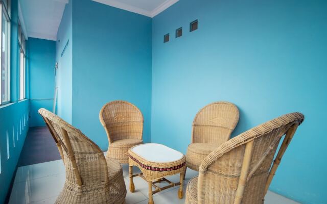 Super OYO 356 Titipapan Residence