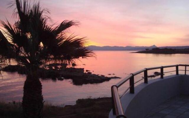 Aparthotel 4 Stars Galatas