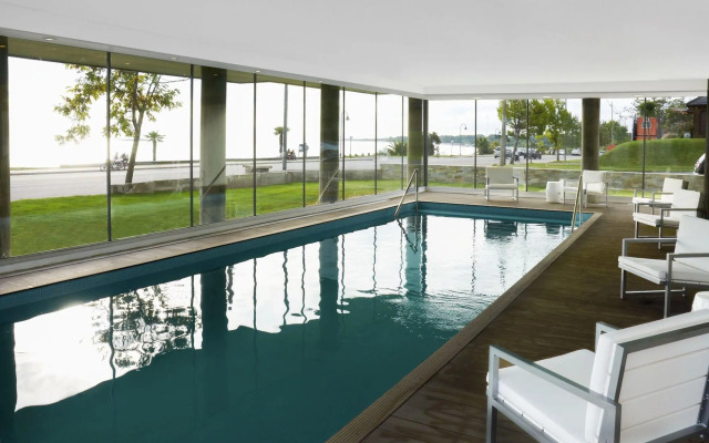 Real Colonia Hotel & Suites