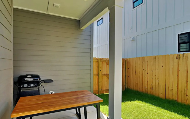 Redfish Harbor Pelican Place