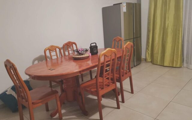 House with 2 Bedrooms in Saint-Denis, with Furnished Terrace And Wifi