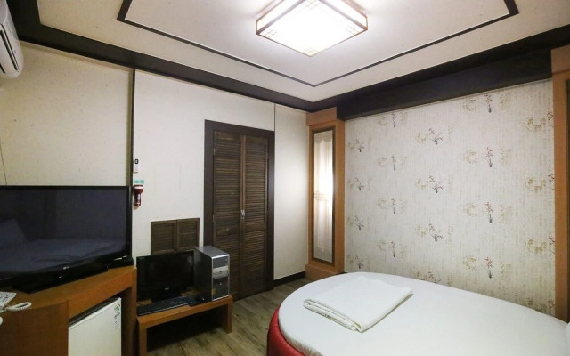 Cheongyang Paradise