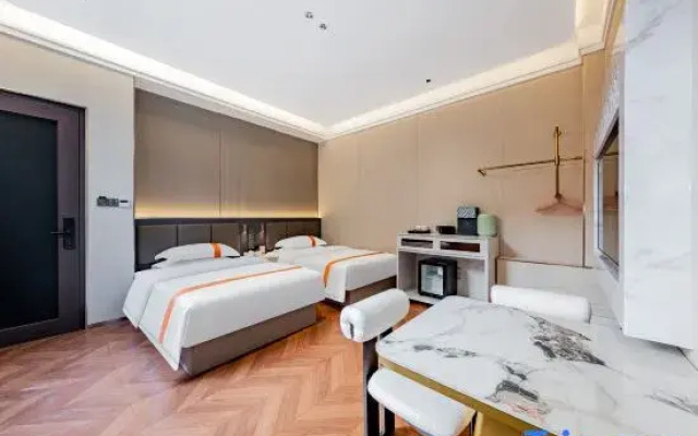 Zhaomu Qingcheng Hotel (Dazhao Temple Scenic Area Branch)