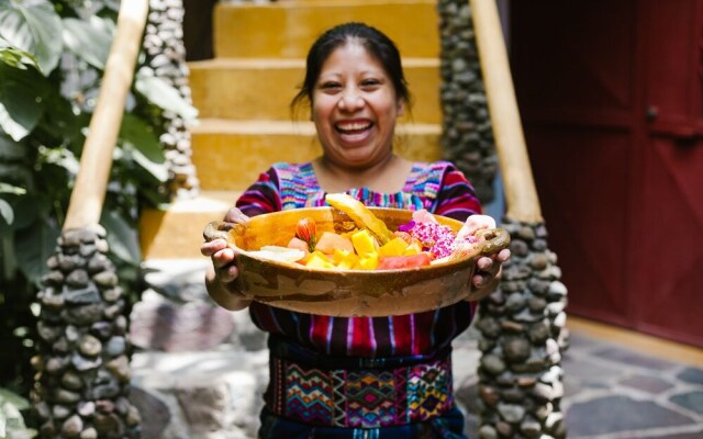 Lush Atitlan