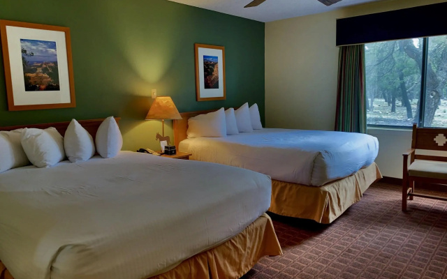 Maswik Lodge - Inside the Park - Image 4
