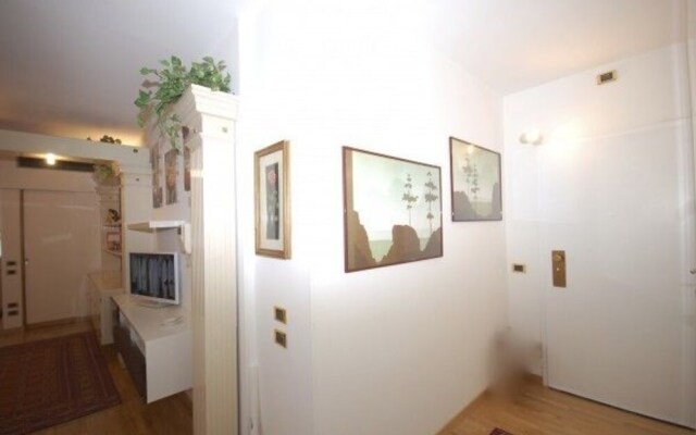 House & The City - Vatican Apartments