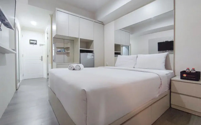 Warm And Cozy Style Studio Room At Paltrow City Apartment