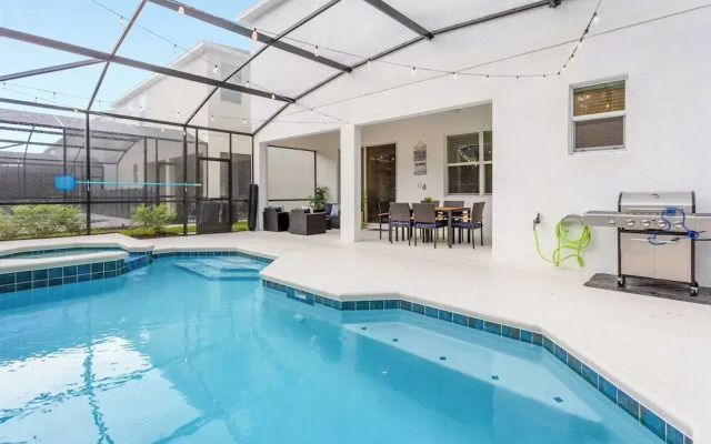 Upstay - Guest Home w Cinema Theme Rooms