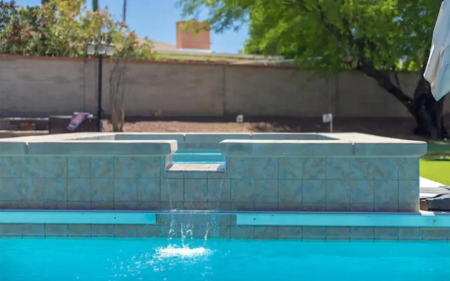 Family Fun Vacation, Heated Pool, Gameroom, Sauna