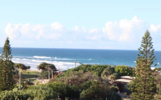 Coolum Beach Resort