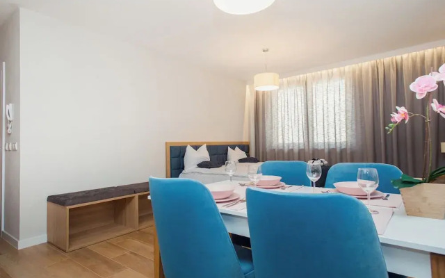 ShortStayPoland Aparthotel