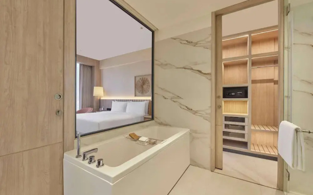Hilton Gurugram Baani City Centre