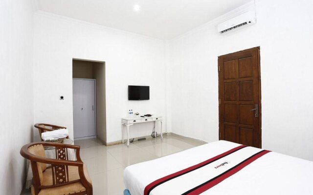 Cassa Mia Guest House by RedDoorz Plus