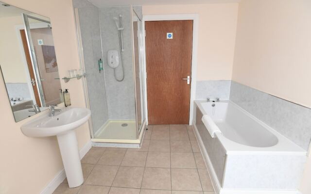 Rooms at the Royal