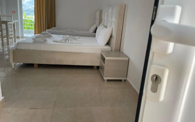 Nefelis Rooms