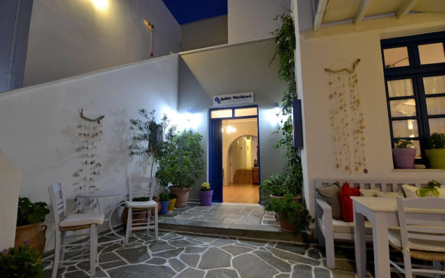 Avra Pension