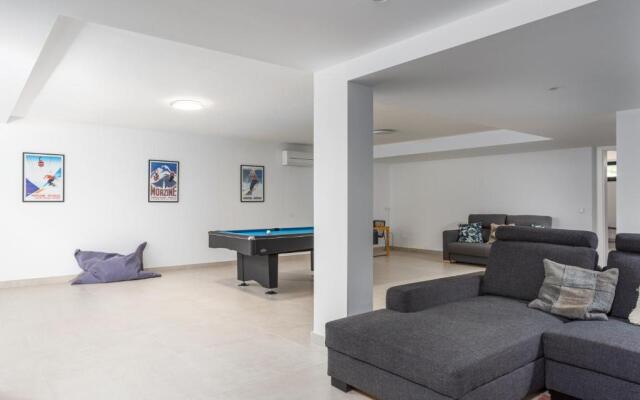 Holiday Rentals at PGA Catalunya