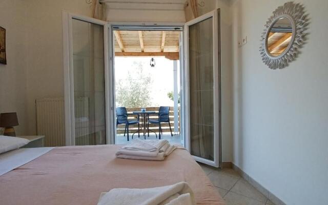 Eleonas Apartment 1, Lygia