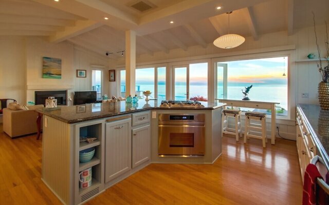 Sunset Beach 2 Bedrooms 2 Bathrooms Home