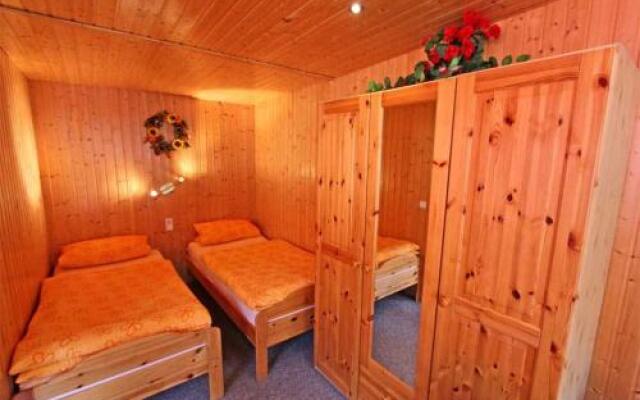 Ferienhaeuser Waren SEE 8510