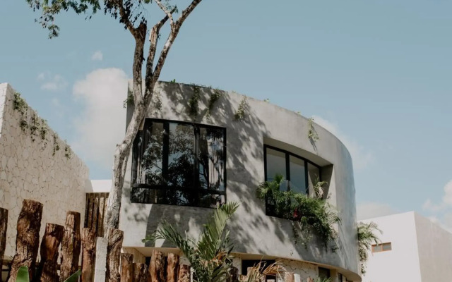 Round Villa Private Pool & Jungle rooftop 2A