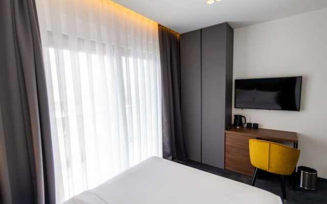 Boutique ROOMs 76