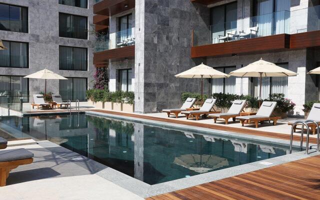 Mare Deluxe Residences & Villas