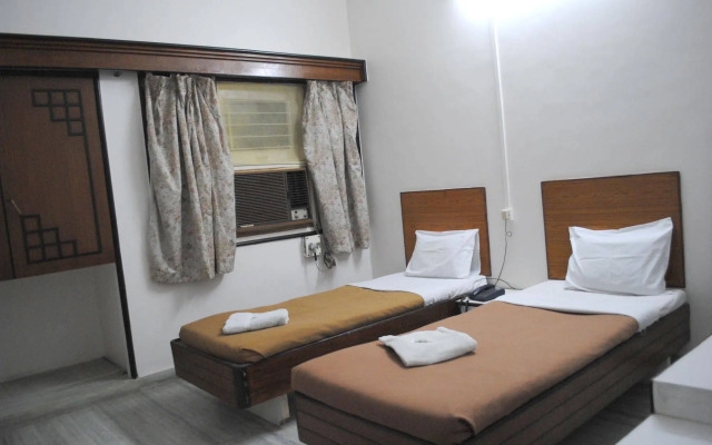 Hotel Shree Maya