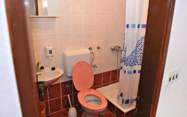 Draga - 15 m From Pebble Beach - SA1