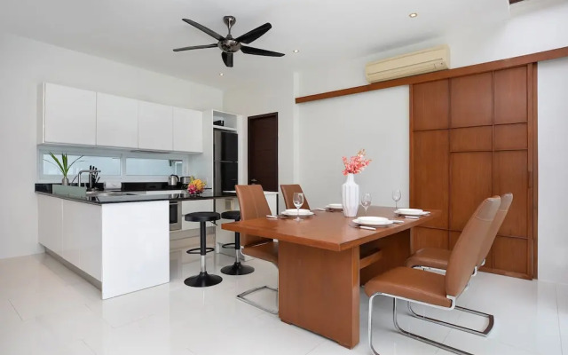 Miami-Style 2BR Pool Villa Janine Kamala