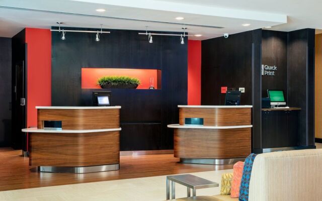 Courtyard Homestead Marriott