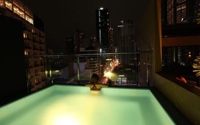 Maxx Hotel Makati