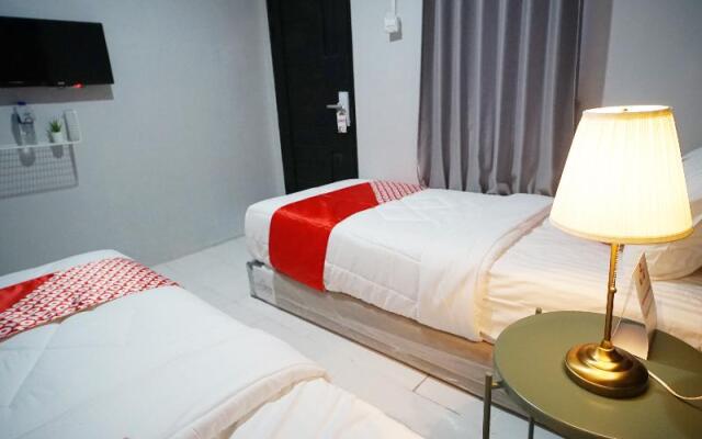 Sani Guest House by OYO Rooms
