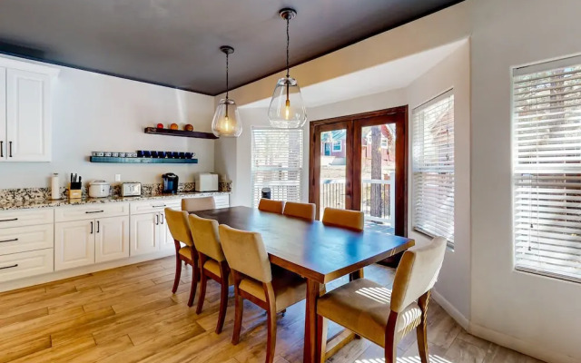 Hillside Hideaway #603