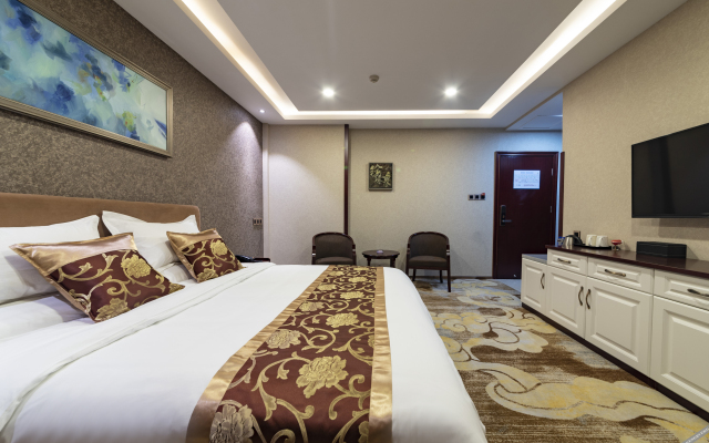 qingzhu Jinyue Hotel (Kuangshan Automobile Great World, Shanghai, Jinan)