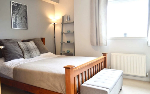 Beautiful Edinburgh Flat With 2 King Bedrooms