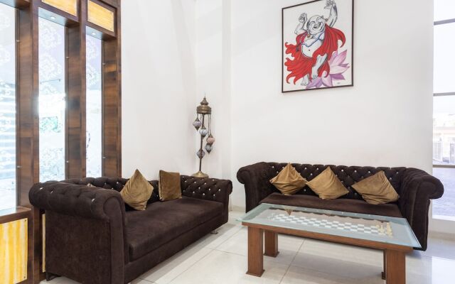 Oyo 40909 Shiv Palace