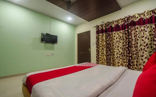 OYO 15935 Hotel Shivay