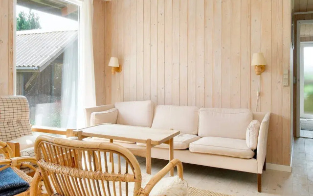 6 Person Holiday Home in Farevejle-by Traum