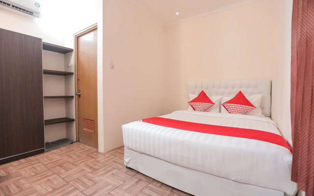 Super OYO Capital O 141 Fatmawati Cozy Residence