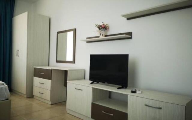 Sea Life Apartments Sinemorets