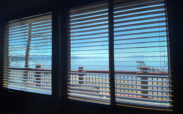 Edgelake Beach Club