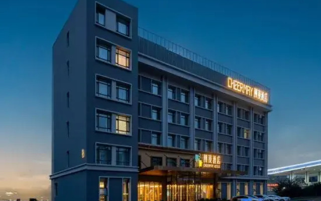 CHEERMAY Hotel (Changchun Motian Huolicheng Huizhan Zhongxin)