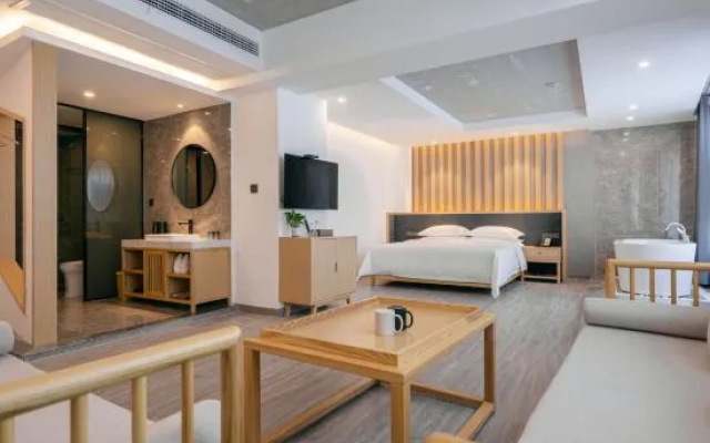 Mountain and Creek House (Zhangjiajie Forest Park Wulingyuan landmark store) – Guest Rooms – Zhangjiajie
