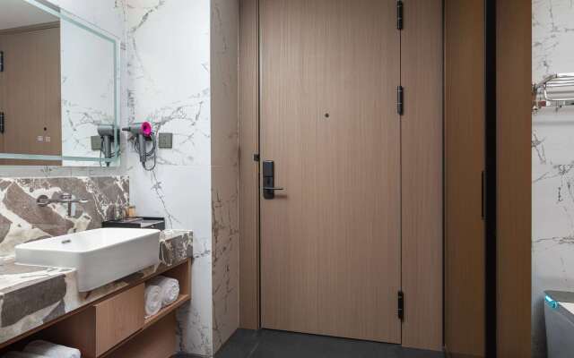 Hawthorn By Wyndham Honghe Mile Hot Spring