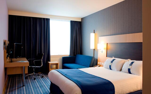 Holiday Inn Express Rotherham North by IHG